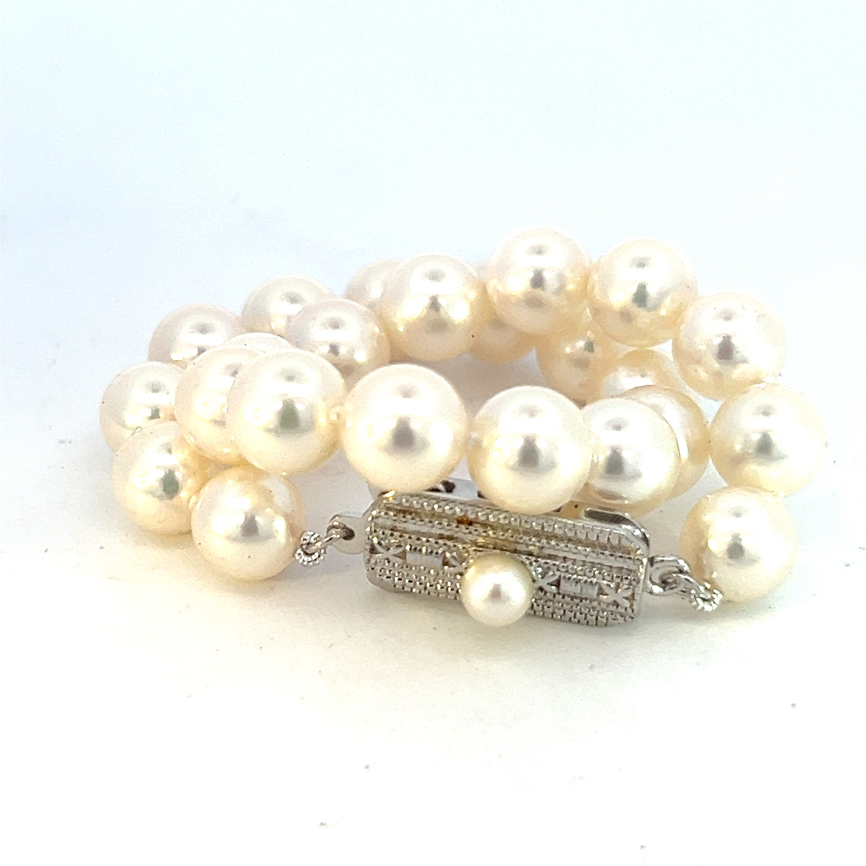 Mikimoto Classic Collection 5mm Akoya Pearl & 0.02ct Diamond Bracelet PD  275D W | Mappin and Webb